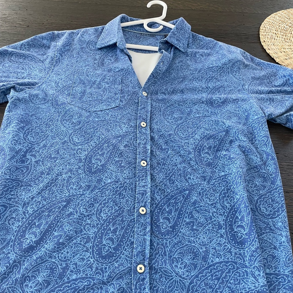 Elegant Blue Paisley Casual Button Down Shirt